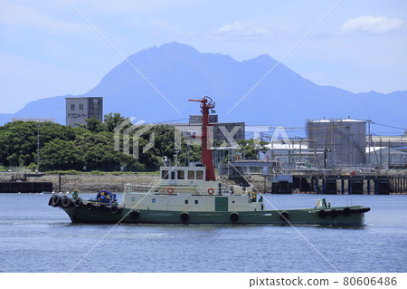 Tanker departing from Miike Port, Omuta City, 80606486