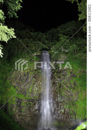 Tamadare Falls light up 80611001