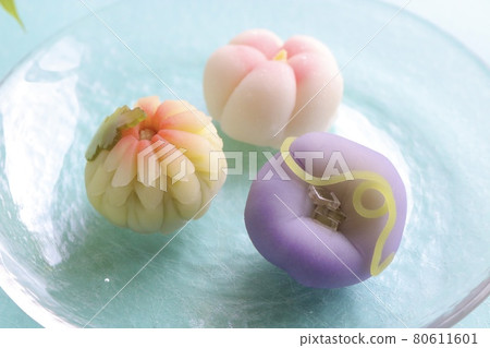 三種夏花、日式點心、牽牛花、夏菊、邦聯玫瑰 80611601