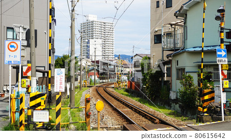 Scenery with railroad crossing <08> (railroad track passing through Mishima city area) 80615642
