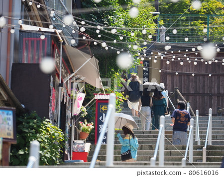 Ikaho Onsen in summer, the scenery of Ishidan-gai (near Yorozuya of "Ishidantama Konnyaku") 80616016