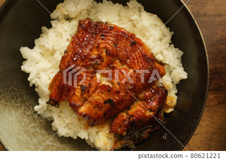 鰻魚和托羅羅 鰻魚和托羅羅 80621221