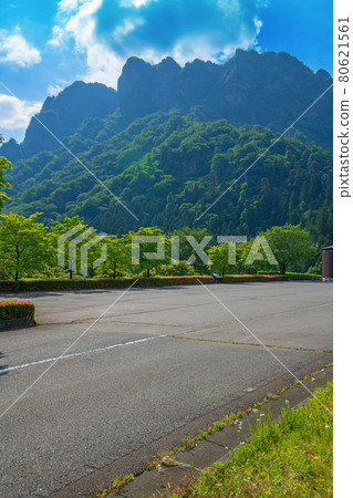 Mt. Myogi, the cheerfulness of early summer, the scenery from the vicinity of the Myogi Furusato Museum 80621561