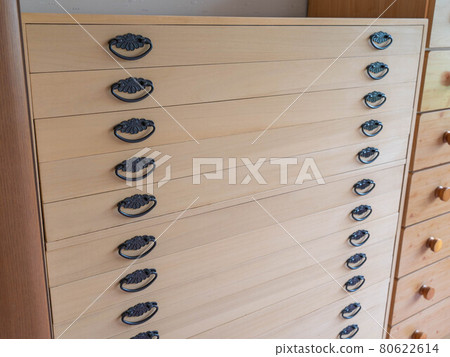 Japanese furniture | Paulownia dance, paulownia chest 80622614