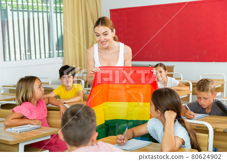 Teacher talking with kids about LGBT 80624902