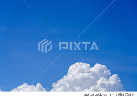 夏天的天空藍天白雲 夏天的天空藍天白雲 80627529