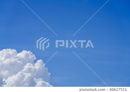 夏天的天空藍天白雲 夏天的天空藍天白雲 80627531