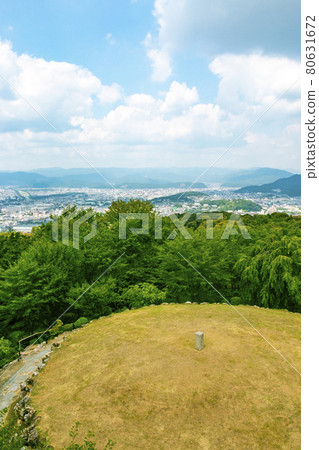 Tendai Sect Seiren-in Gate Remains Shogunzuka (Yamashina Ward, Kyoto City, Kyoto Prefecture) 80631672
