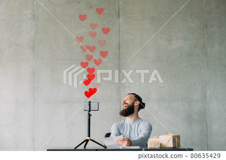 streaming like positive feedback vlogger broadcast 80635429