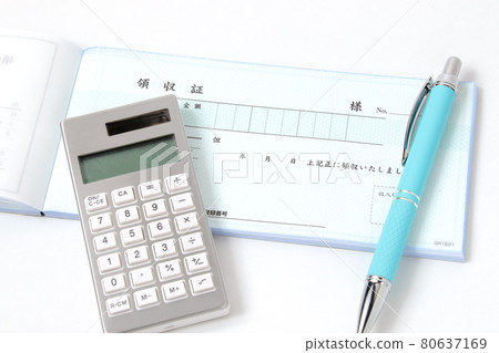 Office supplies, receipts, calculators, calculators, ballpoint pens, stationery, stationery, management, pens, business, work, accounting, office work 80637169