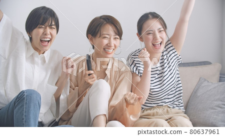 Watching TV live support 80637961