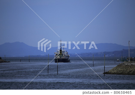 從大牟田市三池港出發的油輪 80638465