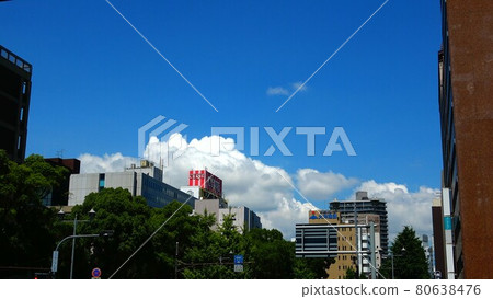 橫濱公園，橫濱體育場一側的風景 80638476