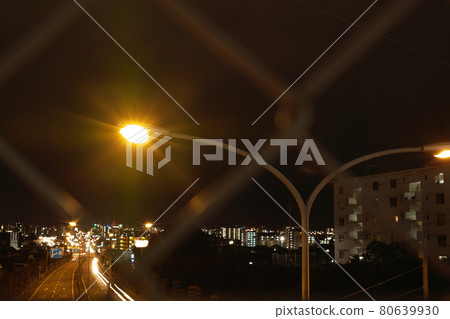 Viaduct at night Viaduct at night 80639930