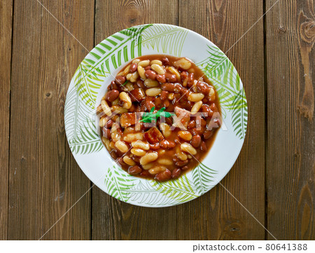 Umngqusho Bantu dish 80641388