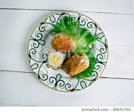 tuxum dulma Uzbek dish tuxum dulma Uzbek dish 80641392