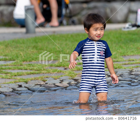 One piece of summer vacation One piece of summer vacation 80641716