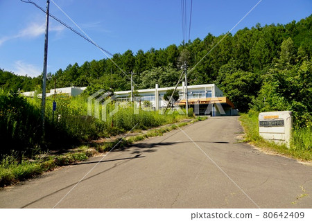 Mikasa City Horonai Junior High School (closed) Currently Mikasa Modern Art Museum Mikasa City Horonai Junior High School (closed) Currently Mikasa Modern Art Museum 80642409