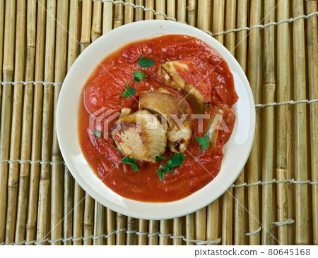 Roasted Duck Curry 80645168