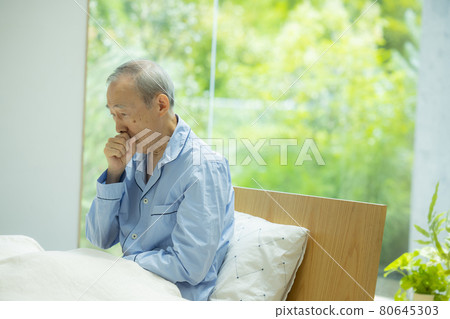 臥室老人 80645303