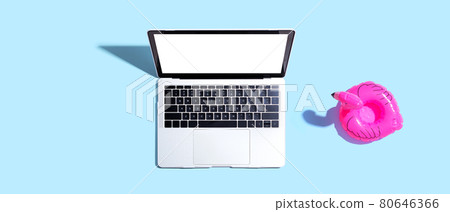 Laptop computer with a pink flamingo 80646366