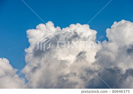 Beautiful Cumulus Clouds on Clear Blue Sky - Photography Full Frame 80646375