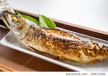 Grilled whole mackerel with salt Grilled whole mackerel with salt 80651986