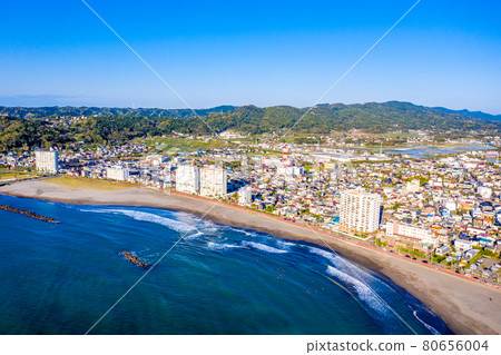Maebara Beach in the early morning (Kamogawa City, Chiba Prefecture) 80656004