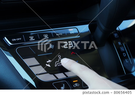 Operation of car air conditioner 80656405