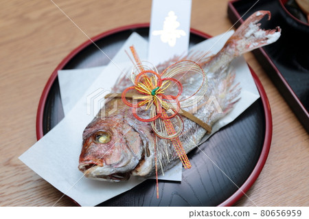 烤三文魚圖 烤三文魚圖 80656959