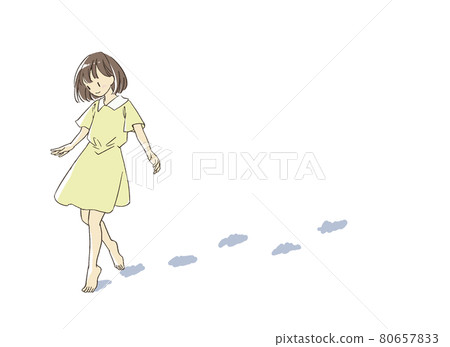 慢慢走的女孩留下腳印 80657833