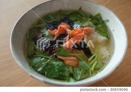 三文魚糙米茶 三文魚糙米茶 80659096