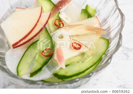 Water kimchi 80659262