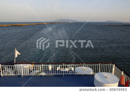 新日本海渡輪停靠秋田港(新潟→秋田) 新日本海渡輪停靠秋田港(新潟→秋田) 80659983