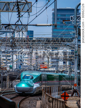 Scenery of Tokyo Station Tohoku Shinkansen platform Scenery of Tokyo Station Tohoku Shinkansen platform 80662126
