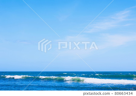 茨城縣常陸那珂市夏季的磯崎海岸 80663434