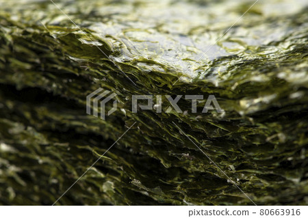 Stacked large-sized grilled seaweed Stacked large-sized grilled seaweed 80663916