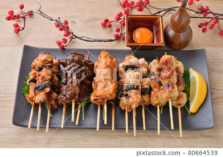 Yakitori, yakitori, yakitori, yakitori, assorted 5 kinds, izakaya image. 80664539