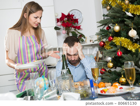 Woman quarreling with drunk husband Woman quarreling with drunk husband 80665130