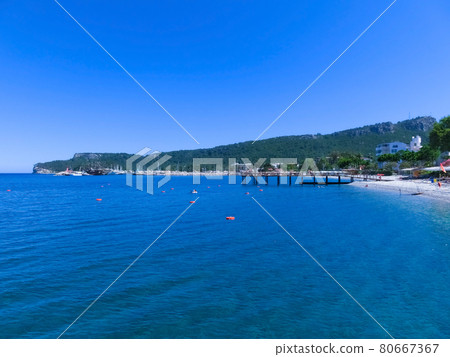Panorama of beach at Kemer, Antalya, Turkey Panorama of beach at Kemer, Antalya, Turkey 80667367