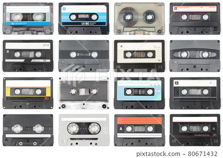 Audio tapes 80671432