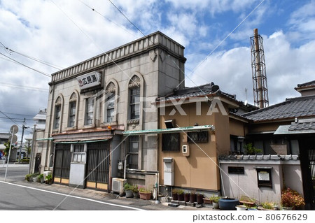 Public bath 80676629