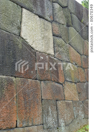 Ishigaki of the Imperial Palace East Garden (Chiyoda-ku, Tokyo) 80678349