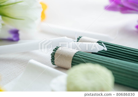 Candles and incense sticks 80686830