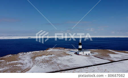 北海道的能取半島和燈塔 80687082