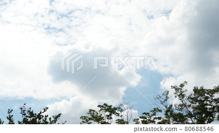 晴朗的天空，雲 80688546