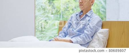 醒來的老人 80689807