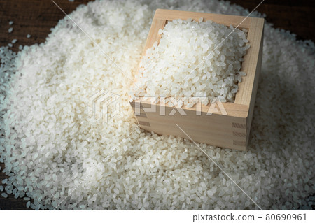 方形和白米飯 80690961