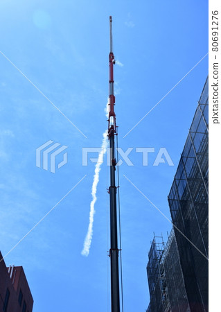 正在建設的建築物/公寓 80691276