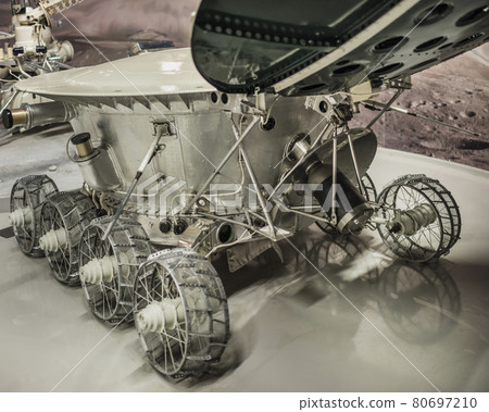 "Lunokhod-1" -the first in the world automatic self-propelled unit 80697210